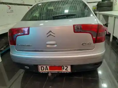 Véhicule à la ferraille citroen c5 i (dc_) 2.0 16v (dcrfnc dcrfnf) de l'année 2004 alimenté 