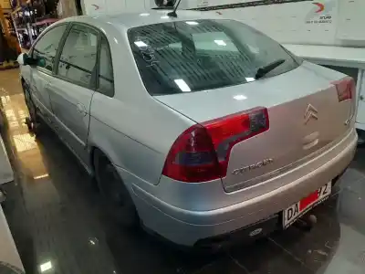 Véhicule à la ferraille citroen c5 i (dc_) 2.0 16v (dcrfnc dcrfnf) de l'année 2004 alimenté 