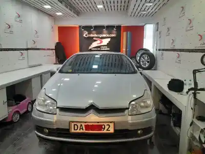 Veículo de Sucata CITROEN C5 I (DC_) 2.0 16V (DCRFNC DCRFNF) do ano 2004 alimentado 