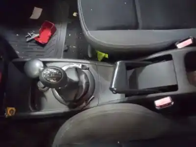 Здавання транспортного засобу renault megane ii caixa/combi (km_) 1.5 dci (km0f) року 2008 потужний k9k p7