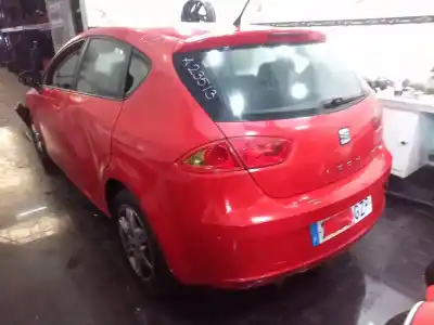 Véhicule à la ferraille seat leon st (5f8) reference ecomotive de l'année 2010 alimenté cay