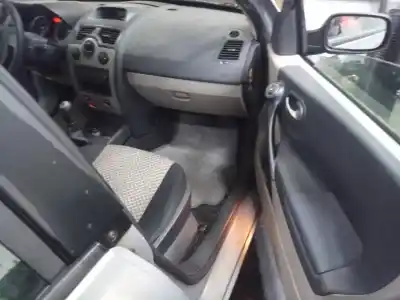 Здавання транспортного засобу renault megane ii caixa/combi (km_) 1.5 dci (km0f) року 2004 потужний k9k f7