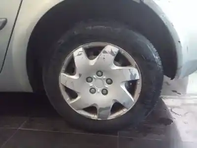 Здавання транспортного засобу renault megane ii caixa/combi (km_) 1.5 dci (km0f) року 2004 потужний k9k f7