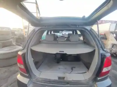 Veicolo di demolizione kia sorento i (jc) 2.5 crdi dell'anno 2004 alimentato d4cb