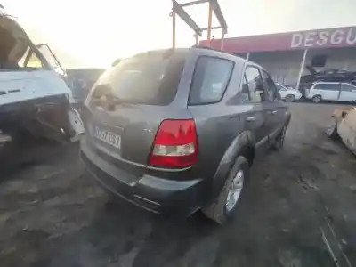 Veicolo di demolizione kia sorento i (jc) 2.5 crdi dell'anno 2004 alimentato d4cb