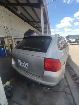 Vehicul casat porsche cayenne (9pa) s 4.5 al anului 2002 alimentat m4800