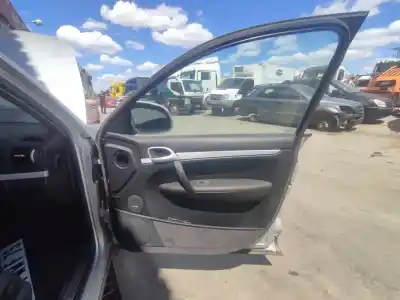 Vehicul casat porsche cayenne (9pa) s 4.5 al anului 2002 alimentat m4800