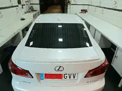 Veículo de Sucata lexus is ii (_e2_) 200d (ale20_) do ano 2010 alimentado d2ad fhv