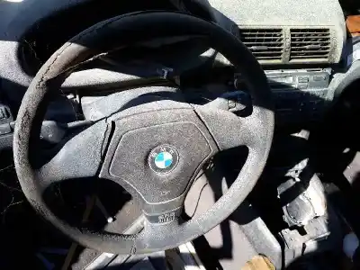 Sloopvoertuig bmw 3 (e46) 320 d van het jaar 2000 aangedreven 204d1