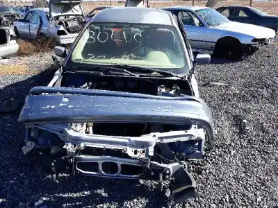 Veicolo di demolizione BMW 3 (E46) 320 D dell'anno 2000 alimentato 204D1