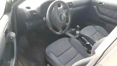 Scrapping Vehicle audi a3 (8l1) 1.6 of the year 2000 powered avu