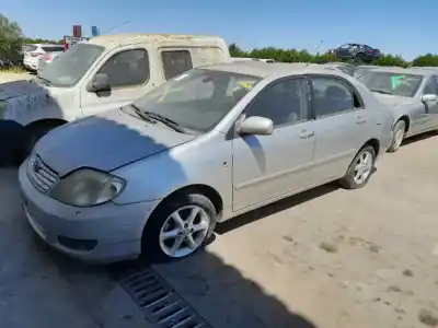 Sloopvoertuig toyota corolla (e21) sedan 1.8 16v hybrid van het jaar 2006 aangedreven 