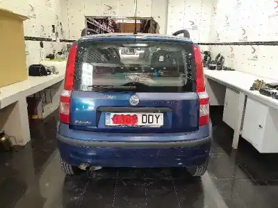 Veículo de Sucata fiat ii panda 169 1.2 8v climbing 4x4 do ano 2004 alimentado 188a4000