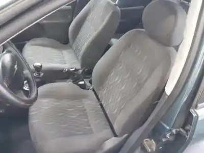 Здавання транспортного засобу ford focus turnier (cak) 1.8 tdci turbodiesel cat року 2002 потужний f9da