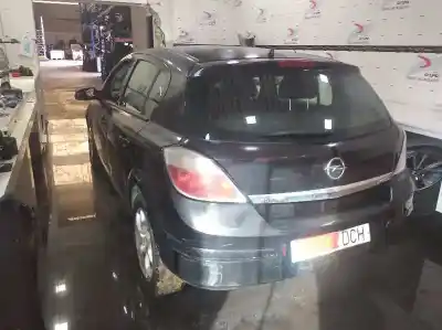 Veículo de Sucata opel astra h caravan * do ano 2004 alimentado 