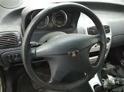 Здавання транспортного засобу tata indica tata року 2009 потужний 