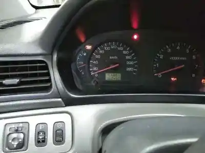 Sloopvoertuig mitsubishi space wagon (n9_w, n8_w) 2.4 gdi (n84w) van het jaar 1999 aangedreven g 4g64