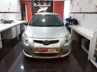 Sloopvoertuig TOYOTA AURIS (_E15_)  van het jaar 2008 aangedreven 1AD