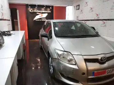 Veículo de Sucata toyota auris (_e15_) 2.0 d-4d (ade150_) do ano 2008 alimentado 1ad
