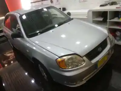 Veicolo di demolizione hyundai accent ii (lc) 1.5 crdi dell'anno 2002 alimentato d3ea