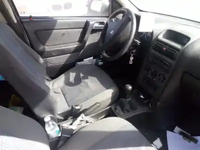 Veículo de Sucata opel astra g berlina 2.0 dti do ano 2003 alimentado y20dth