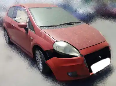 Veicolo di demolizione FIAT GRANDE PUNTO (199_) 1.4 16V (199BXG1B, 199AXG1B) dell'anno 2007 alimentato 199A6000