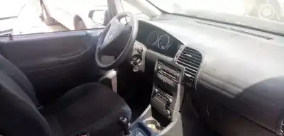 Veicolo di demolizione opel zafira a 2.0 dti dell'anno 2004 alimentato y20dth