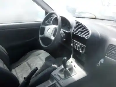 Veículo de Sucata bmw serie 3 berlina (e36) 1.8 cat (m43) do ano 1991 alimentado 184e1