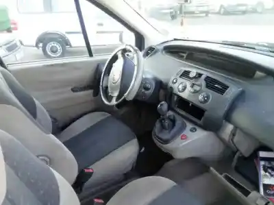 Scrapping Vehicle renault scenic ii 1.5 dci diesel of the year 2005 powered k9k732