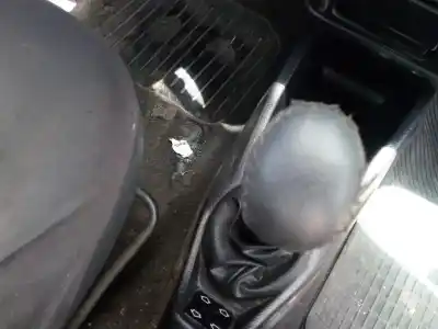 Sloopvoertuig citroen saxo 1.4 sx van het jaar 2001 aangedreven kfw