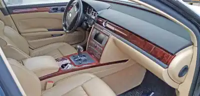 Veicolo di demolizione volkswagen phaeton (3d2/3d8) 4.9 v10 tdi cat (ajs) dell'anno 2004 alimentato ajs