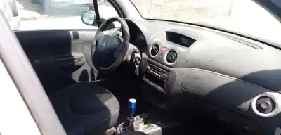 Veículo de Sucata citroen c3 1.4 do ano 2006 alimentado kfv