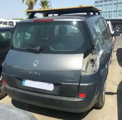 Sloopvoertuig renault scenic ii 1.5 dci diesel van het jaar 2006 aangedreven k9k732