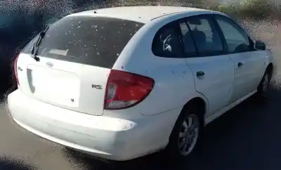 Veicolo di demolizione kia rio 1.3 cat dell'anno 2004 alimentato a3d