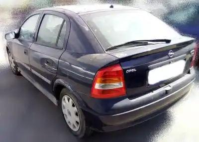 Veículo de Sucata opel astra g berlina 1.6 16v do ano 2000 alimentado x16xel