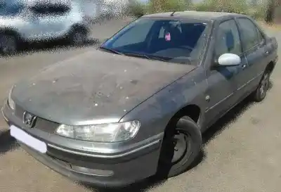 Véhicule à la ferraille PEUGEOT 406 BERLINA (S1/S2) 2.0 HDi de l'année 2002 alimenté RHZ