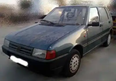 Véhicule à la ferraille FIAT UNO (146) 1.0 CAT de l'année 1997 alimenté 156A2.246