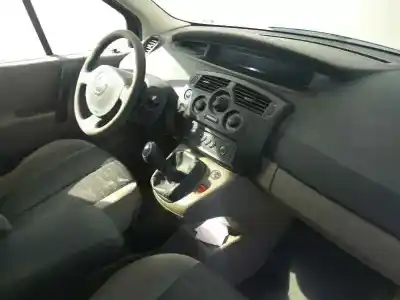 Veículo de Sucata renault scenic ii 1.5 dci diesel do ano 2004 alimentado k9k728