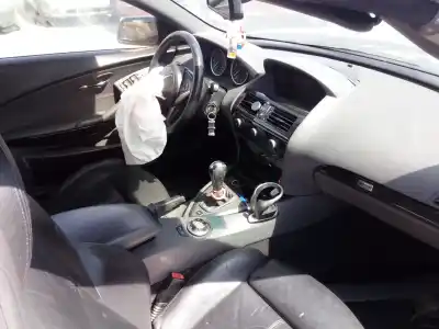 Veicolo di demolizione bmw serie 6 cabrio (e64) 4.4 v8 32v cat dell'anno 2004 alimentato n62b44a