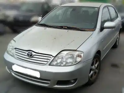 Vehicul casat toyota corolla (e12) 2.0 d-cat al anului 2005 alimentat 1cdftv