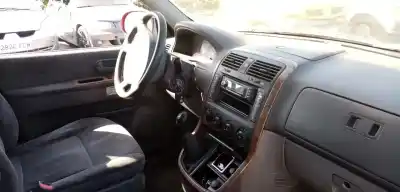 Sloopvoertuig kia carnival ii (gq) 2.9 crdi van het jaar 2003 aangedreven j3