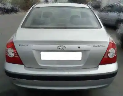 Sloopvoertuig hyundai elantra (xd) 1.6 gls van het jaar 2005 aangedreven g4edg