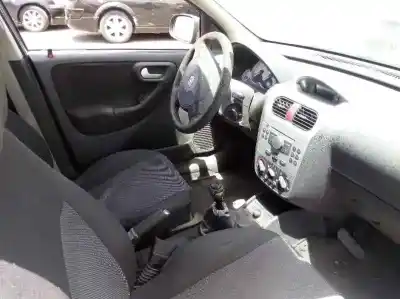 Veicolo di demolizione opel corsa c (x01) 1.2 twinport (f08 f68) dell'anno 2005 alimentato z12xep