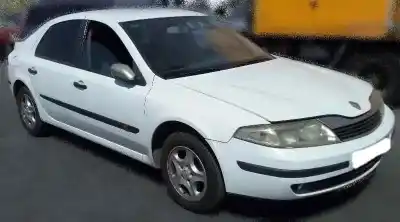 Véhicule à la ferraille RENAULT LAGUNA II (BG0) 1.9 dCi Diesel CAT de l'année 2002 alimenté F9Q752