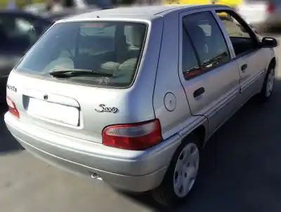 Veicolo di demolizione citroen saxo 1.1 sx dell'anno 2000 alimentato hfx