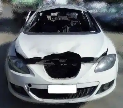 Veicolo di demolizione seat leon (1p1) 1.9 tdi dell'anno 2008 alimentato bxe