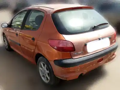 Veículo de Sucata peugeot 206 berlina 1.9 diesel do ano 2001 alimentado wjy