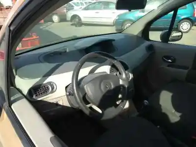 Здавання транспортного засобу renault modus 1.5 dci diesel року 2005 потужний k9k750