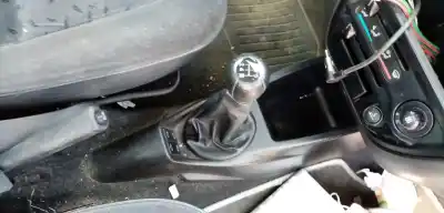 Sloopvoertuig citroen saxo 1.5 diesel van het jaar 2001 aangedreven vjx