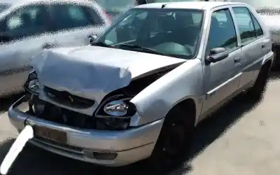 Sloopvoertuig citroen saxo 1.5 diesel van het jaar 2001 aangedreven vjx